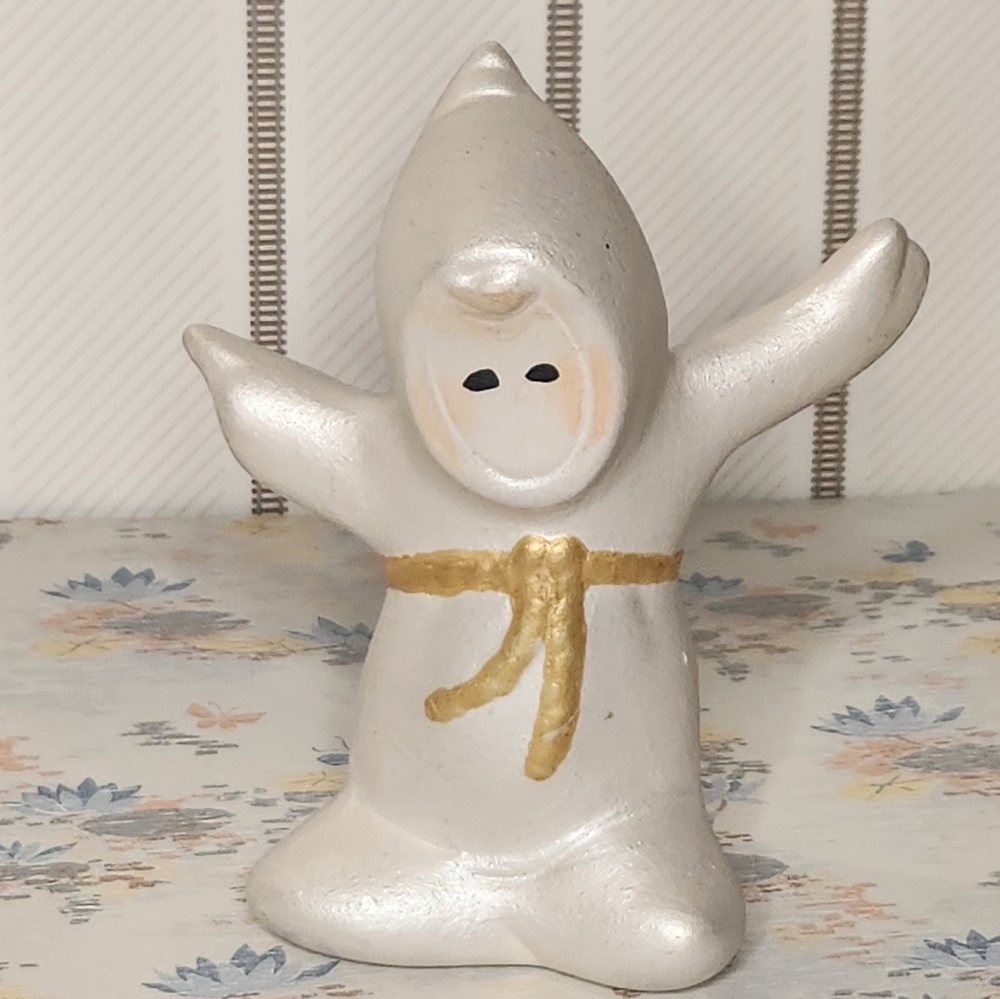 Vintage Painted Ceramic 4" Ghost Halloween Decoration Signed and Dated 1988